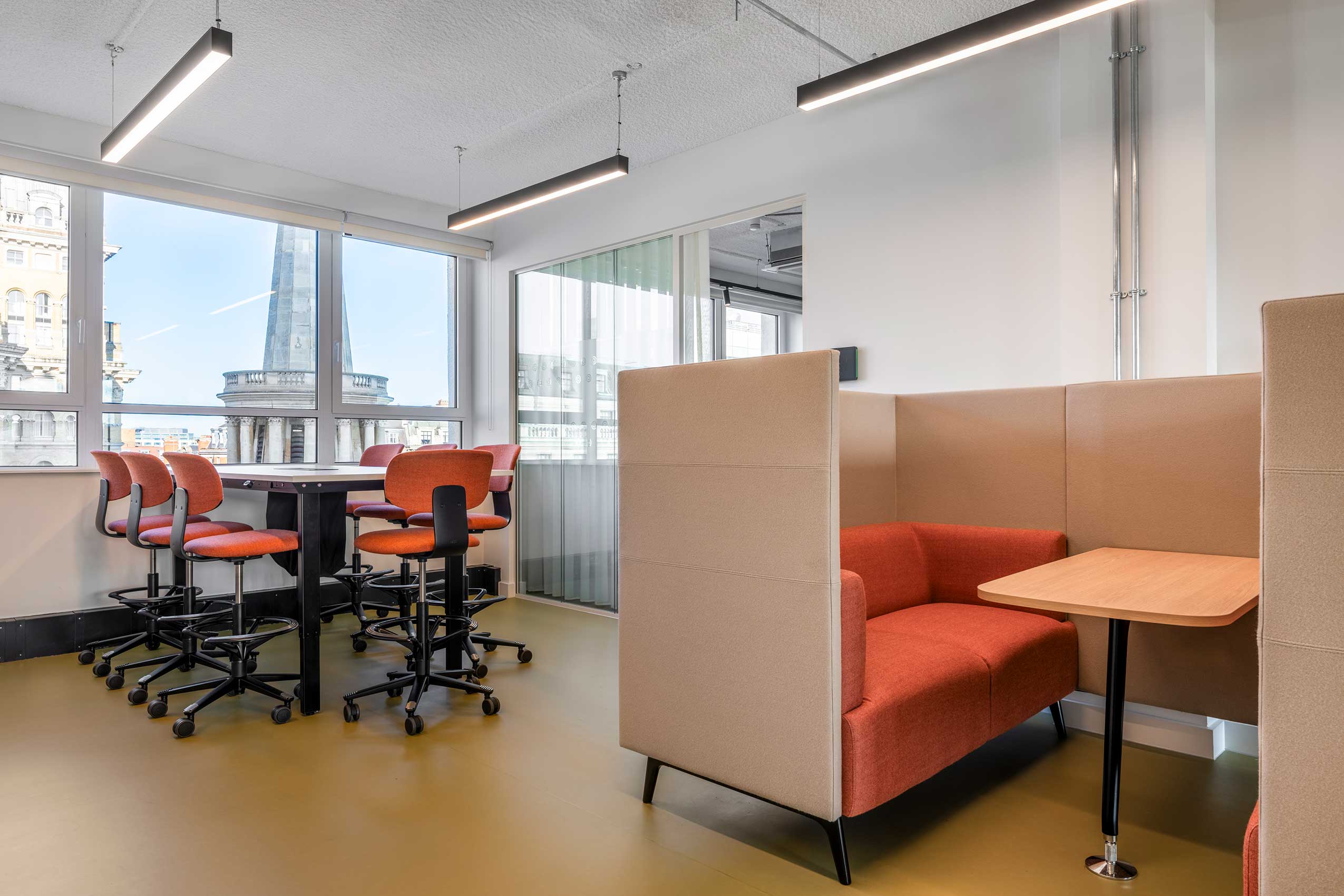 HÅG Tion and Connection Tryst seating in collaboration space at CEPI offices | Photo: Marek Sikora – Office Curator