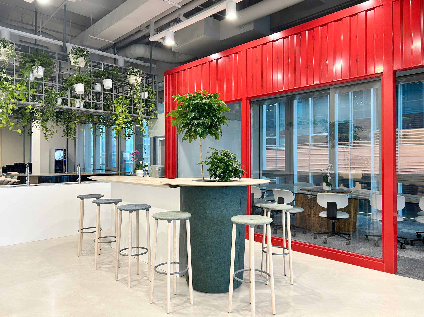 Offecct Move On stools in collaborative space at De Well