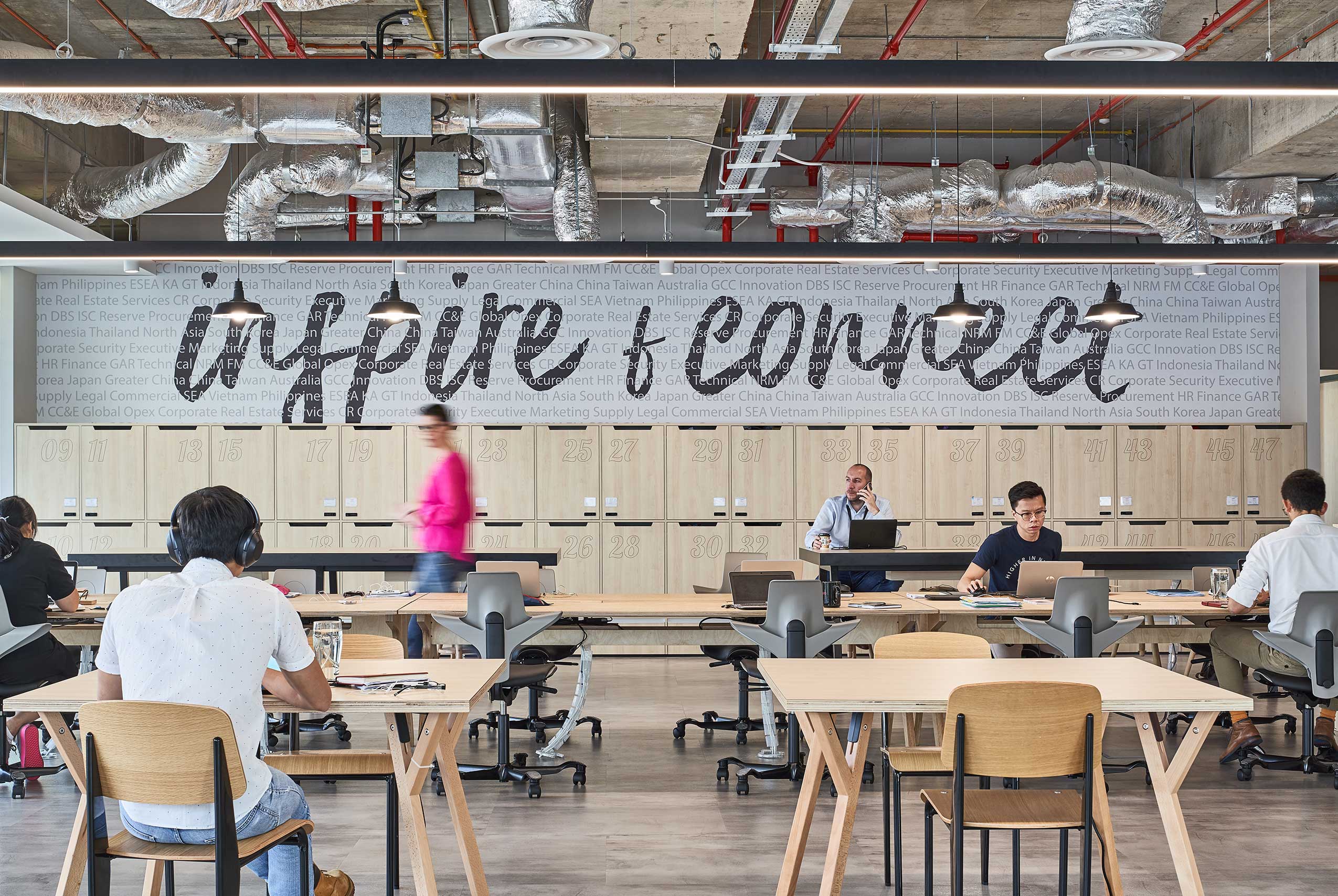 HÅG Capisco Pls chairs in study space at Diageo offices | Photo : Owen Raggett