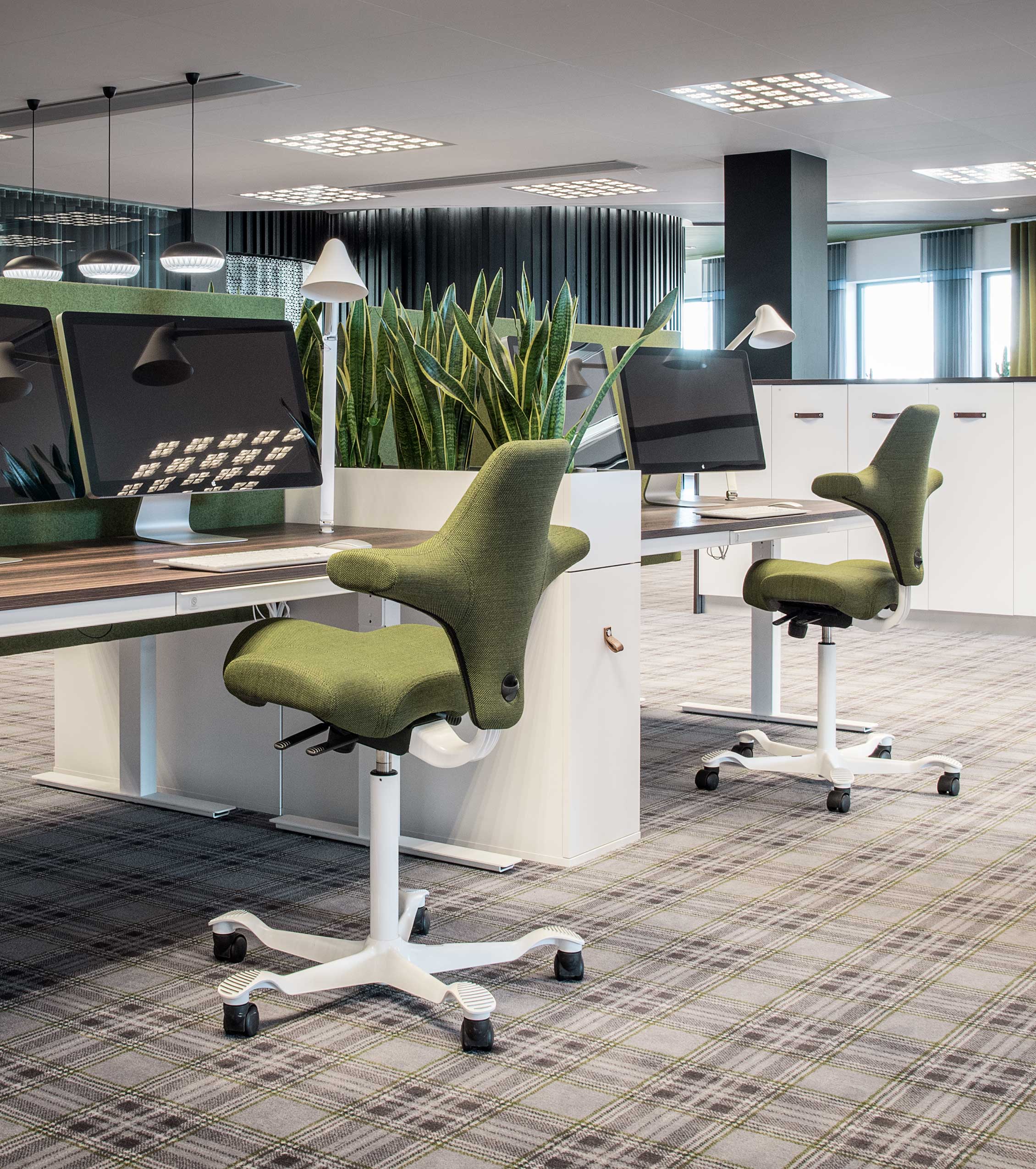 HÅG Capisco chairs in open office space at Dormy Golf, Sweden | Photo : Andreas Hylthen