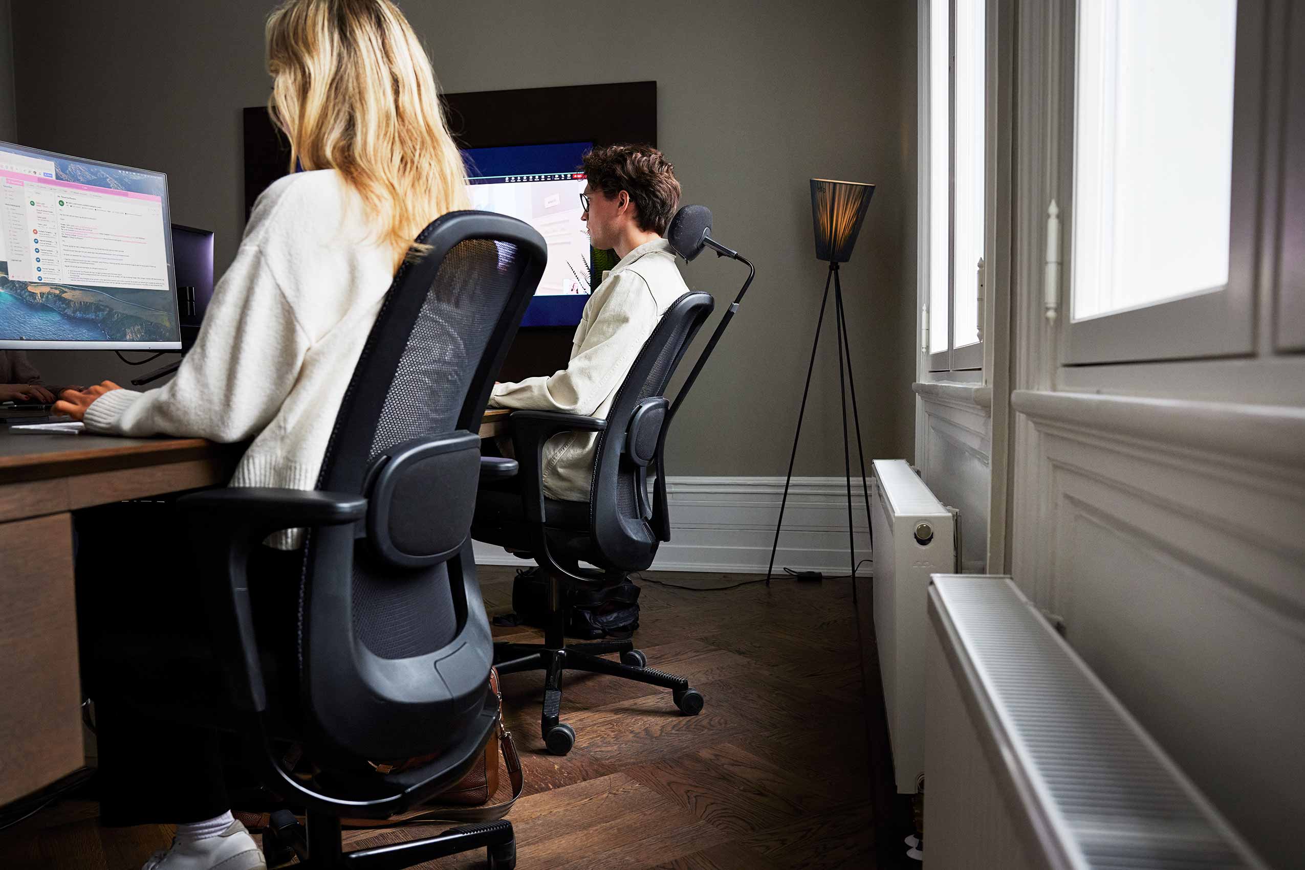 HÅG SoFi chairs at workstation desks at Forte Digital Office | Photo: Lars Petter Pettersen
