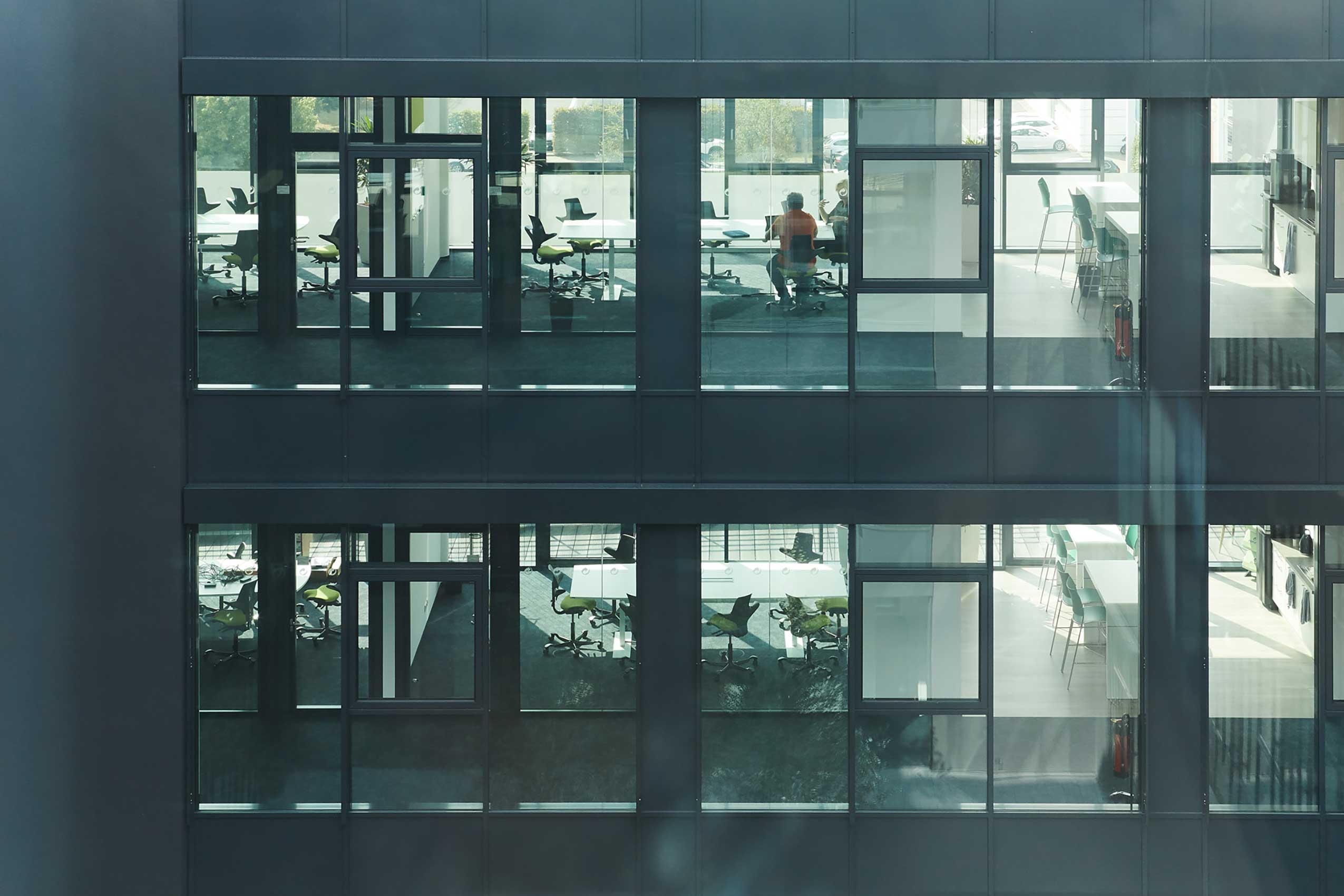 Exterior of Der Grüne Punkt office | Photo : Flokk