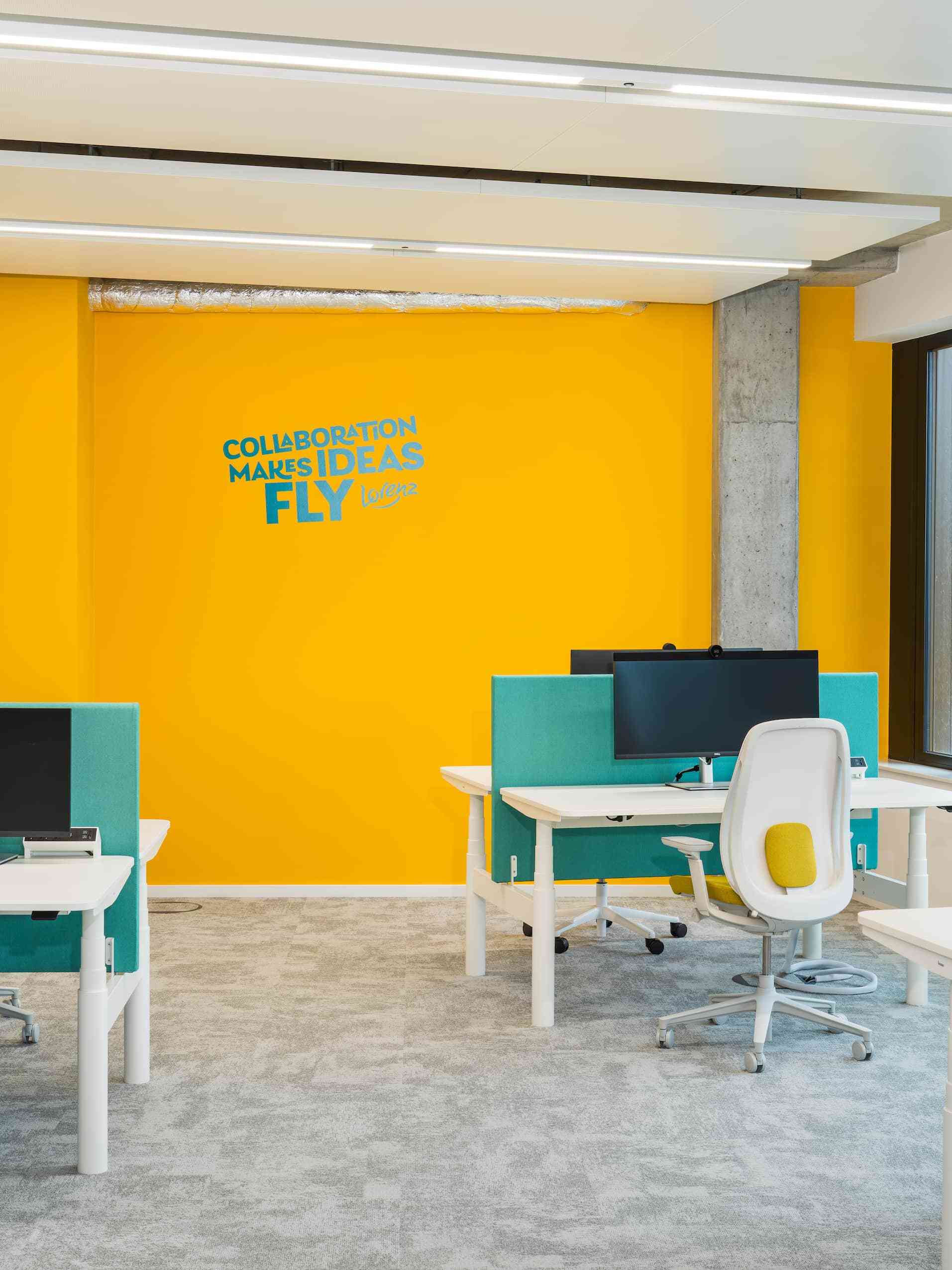 Interior of Lorenz office, featuring hag sofi and profim pace. Photographer: Kristof Lemp, Darmstadt