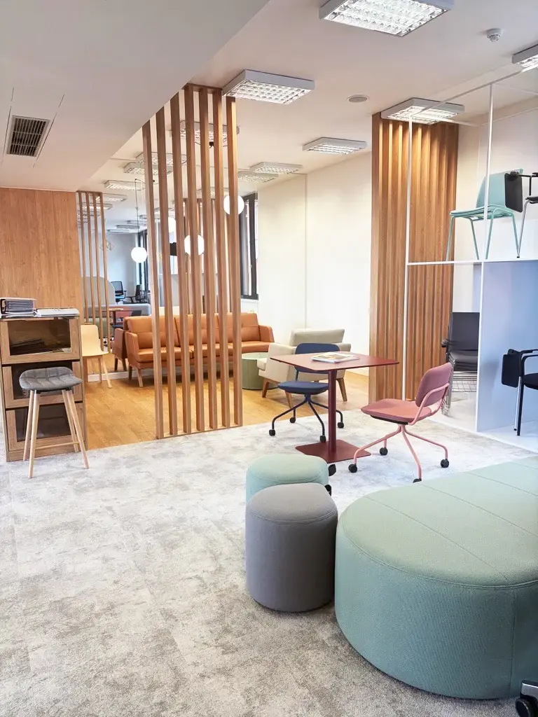 showroom-Czechia-Prague-02