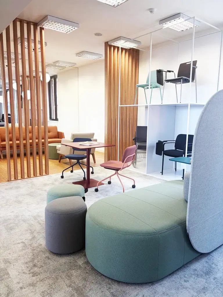 showroom-Czechia-Prague-12