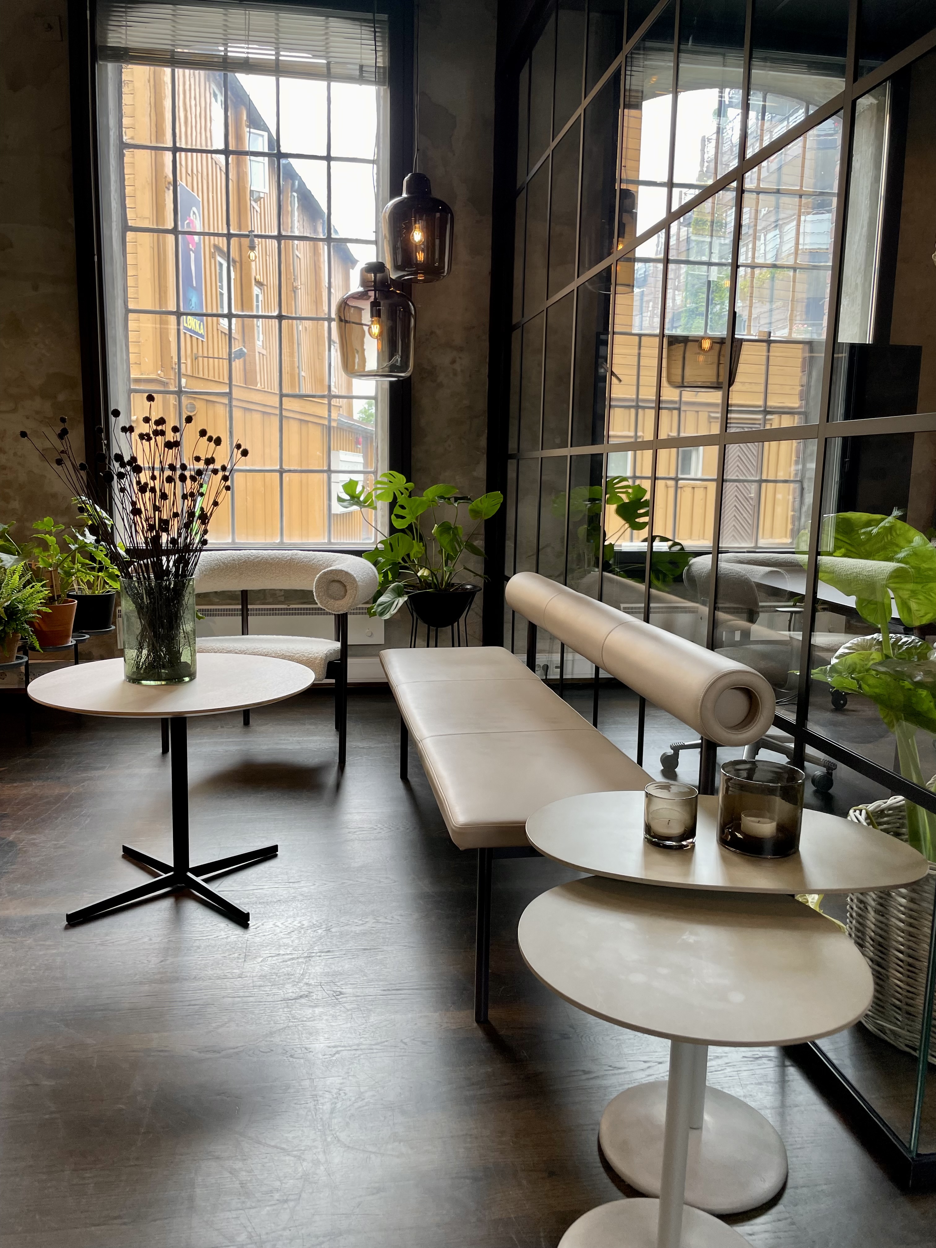 flokk-interior-showroom-trondheim-norway_02