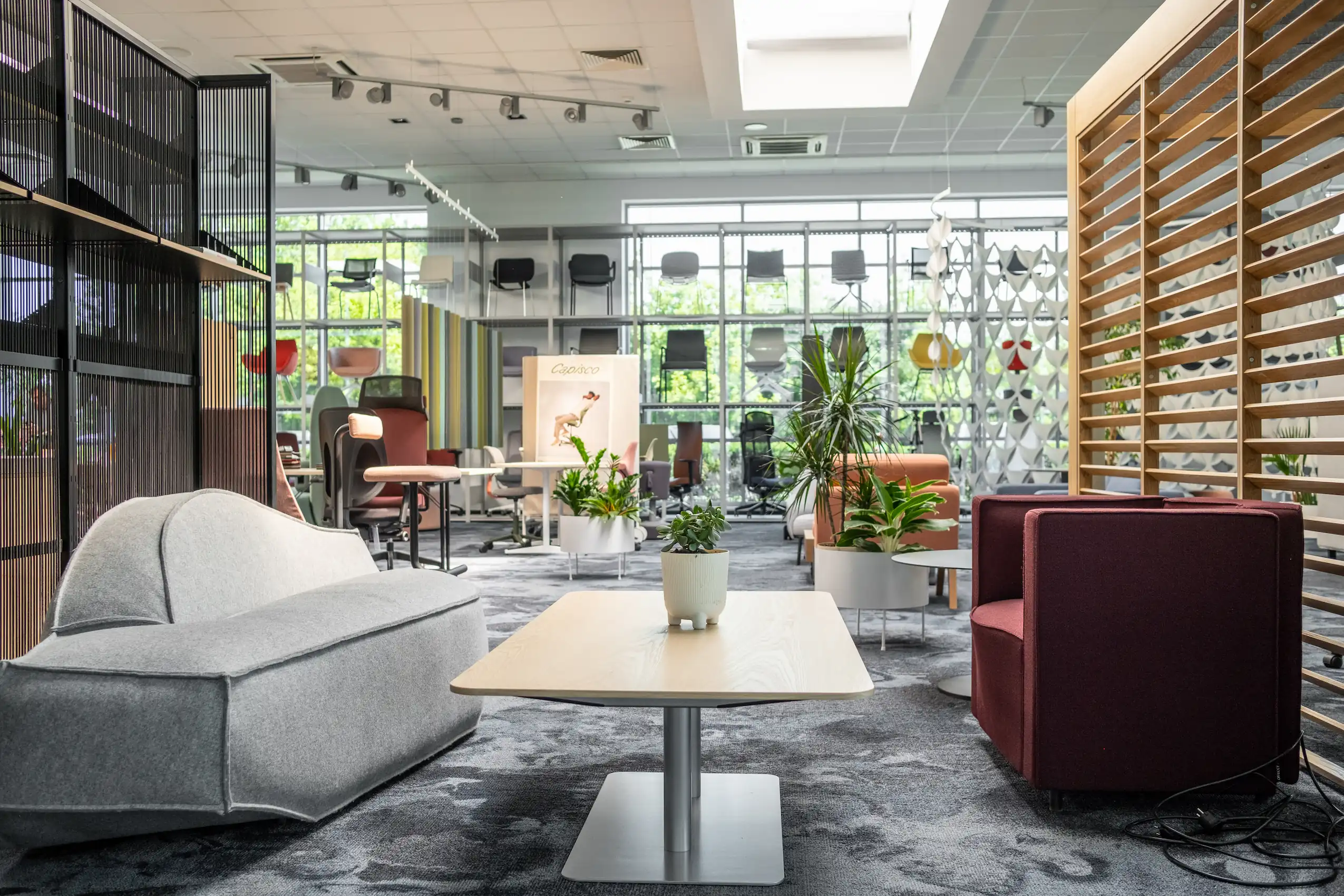 flokk-interior-showroom-turek-poland_11