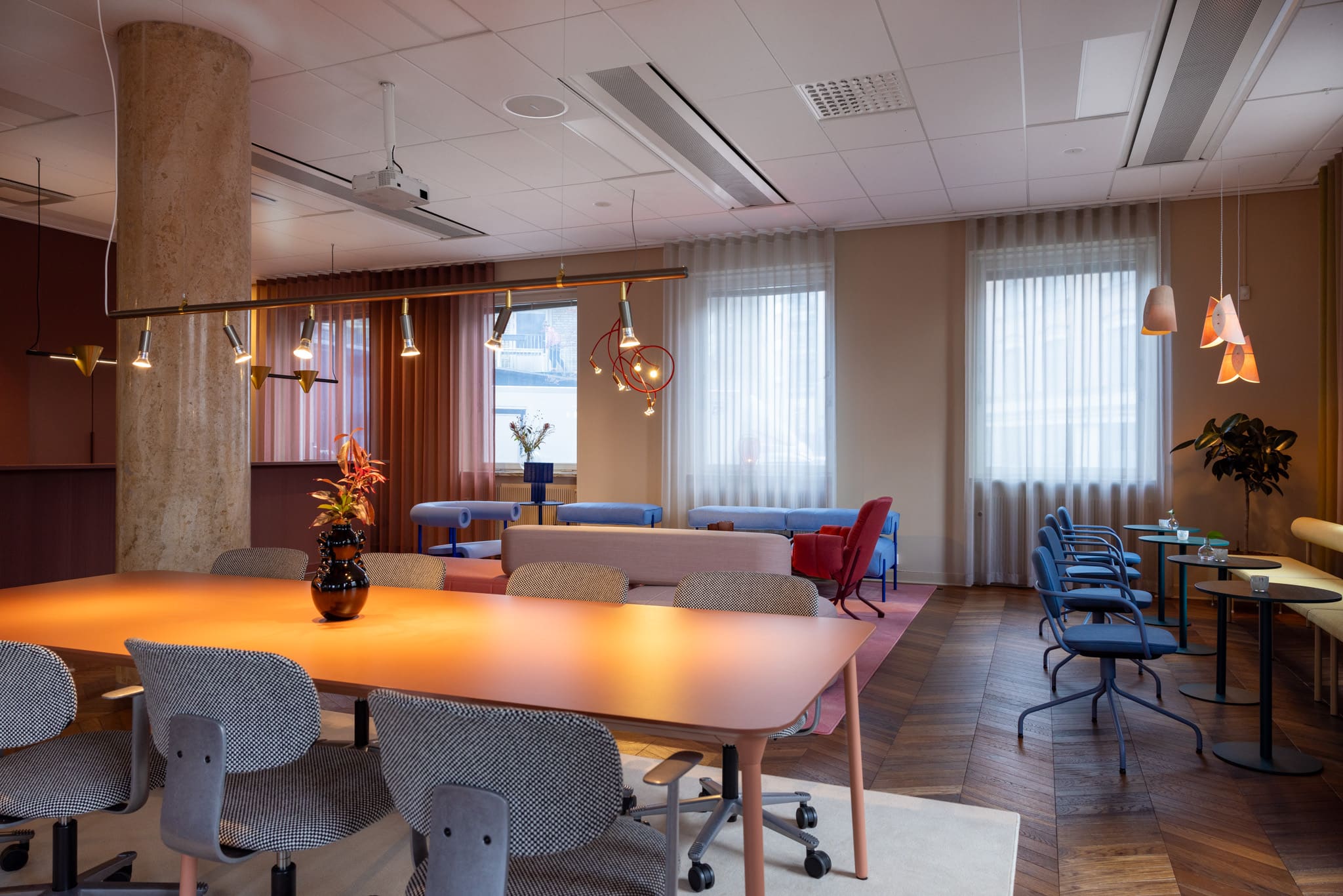 flokk-interior-showroom-gothenburg-sweden_08