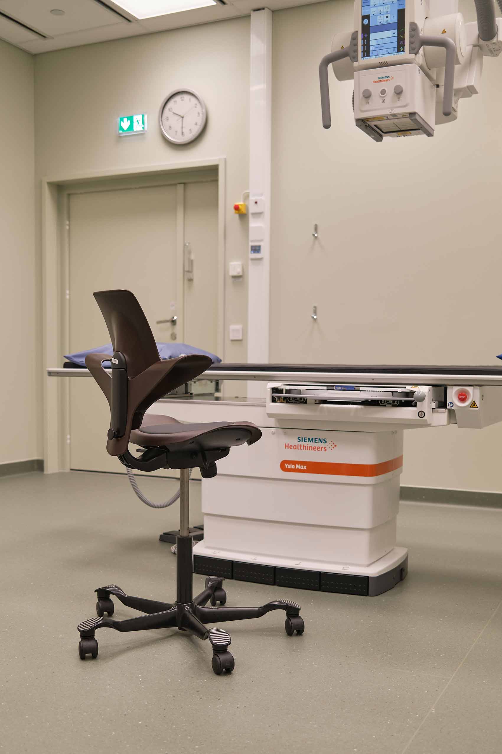 HÅG Capisco Puls chair in a medical room in Ersta hospital