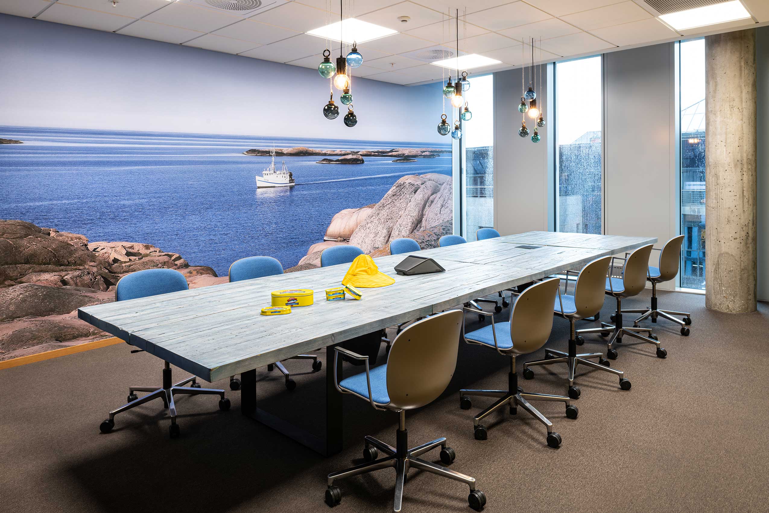 Blue Profim Noor in meeting room at Orkla | Photo : Niklas Hart