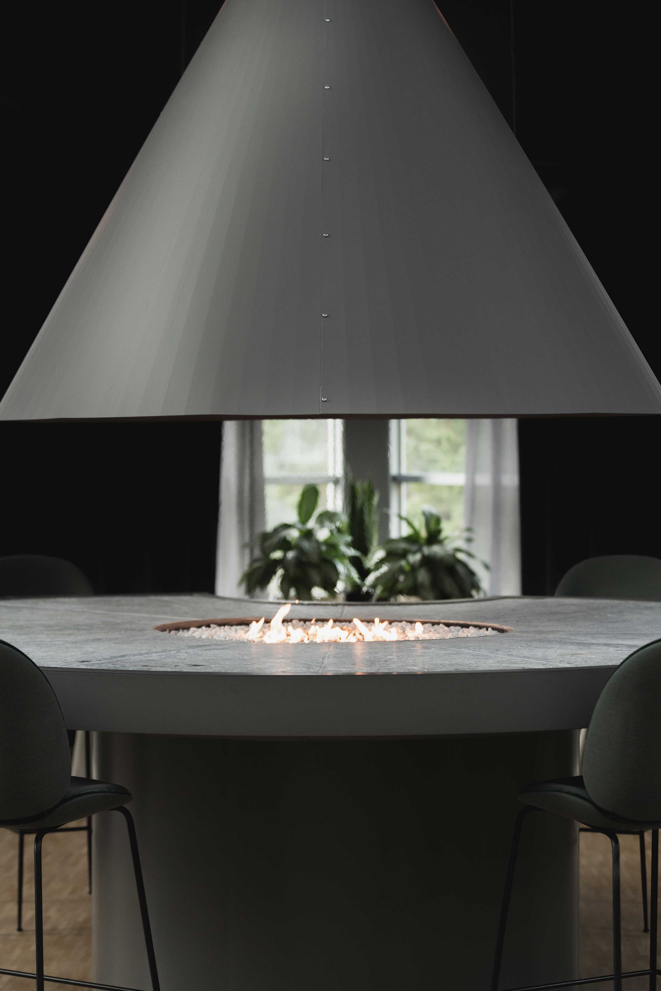 Profim Noor chairs in dining area at Rosenholm Campus | Photo : Dag Randen