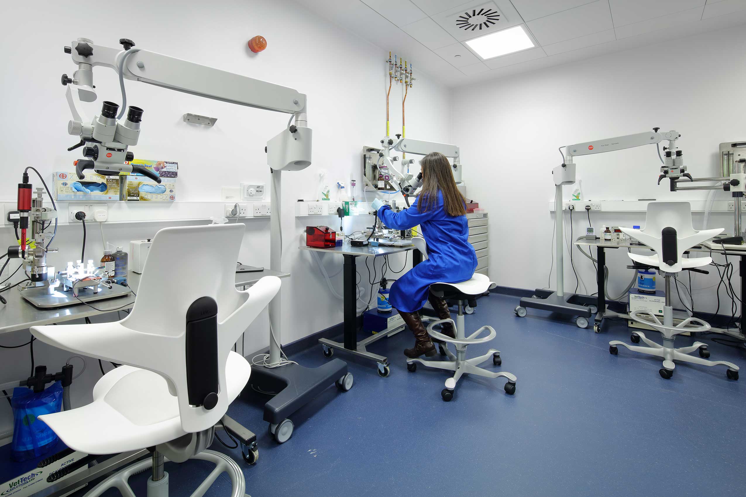 flokk-interior-ucl-sainsbury-wellcome-centre-hag-capisco-puls_02