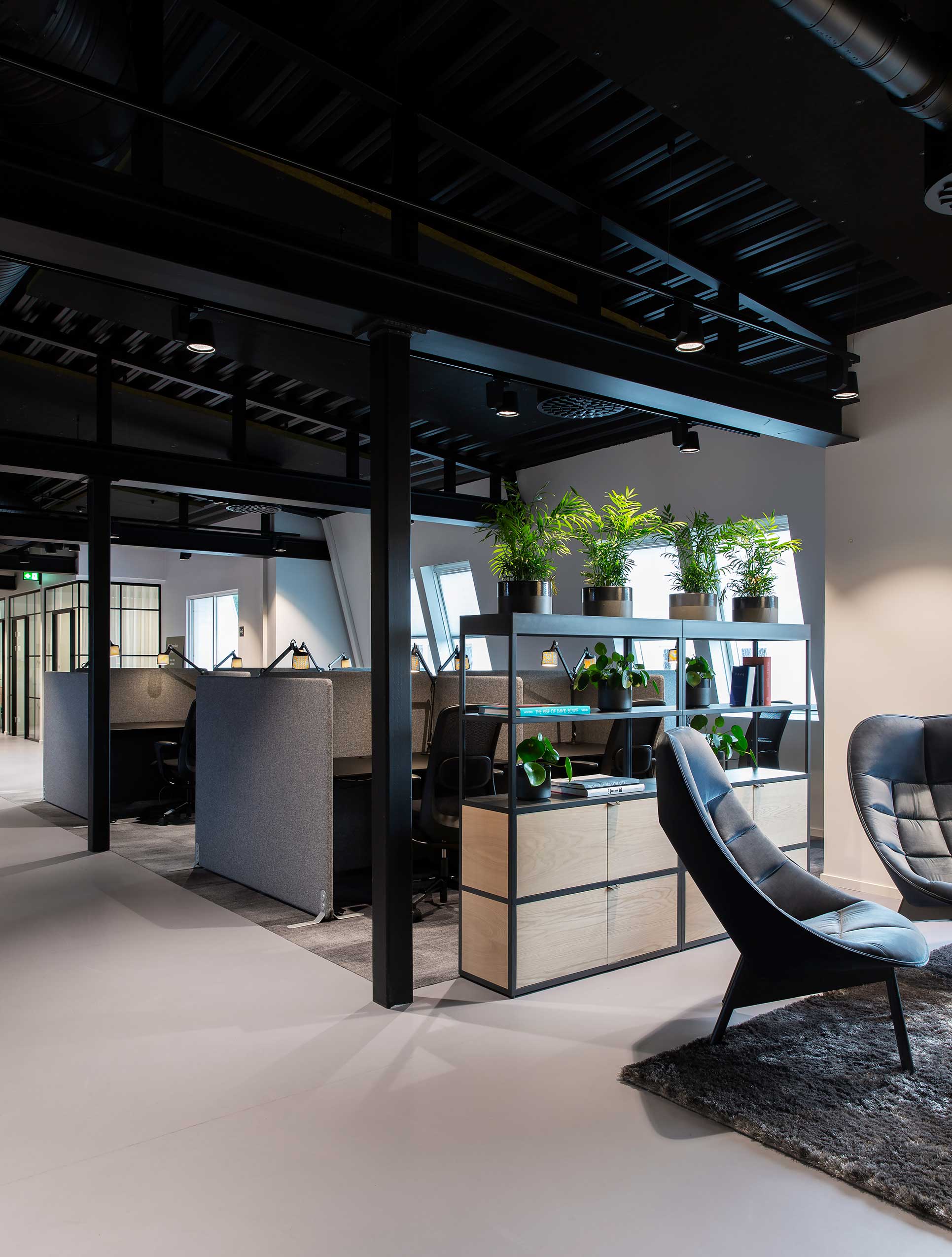 HÅG SoFi in Office interior of Tonder Tower, Bergen | Photo : Anne Bråtveit and Kristian Pletten