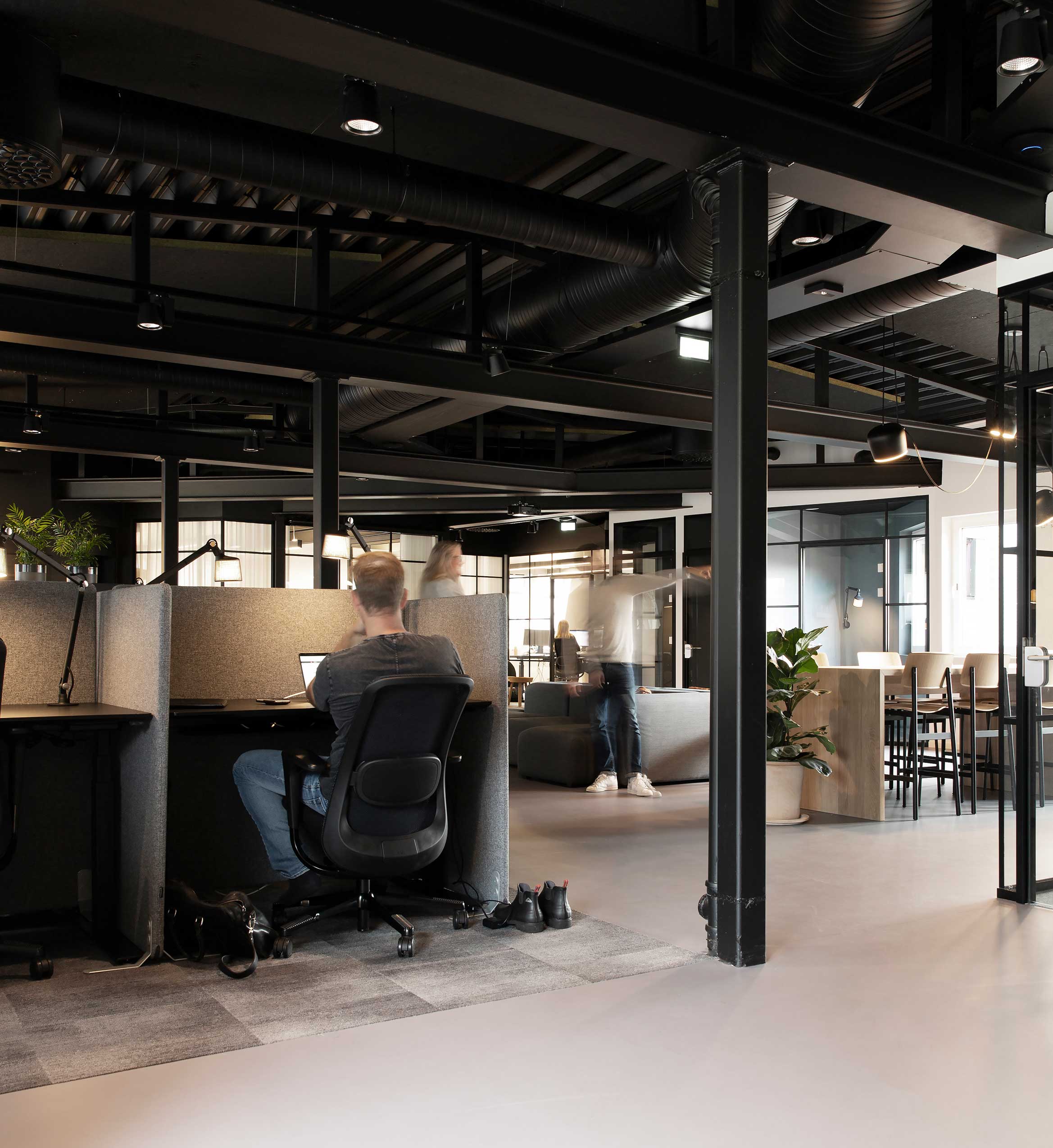 HÅG SoFi in Office interior of Tonder Tower, Bergen | Photo : Anne Bråtveit and Kristian Pletten