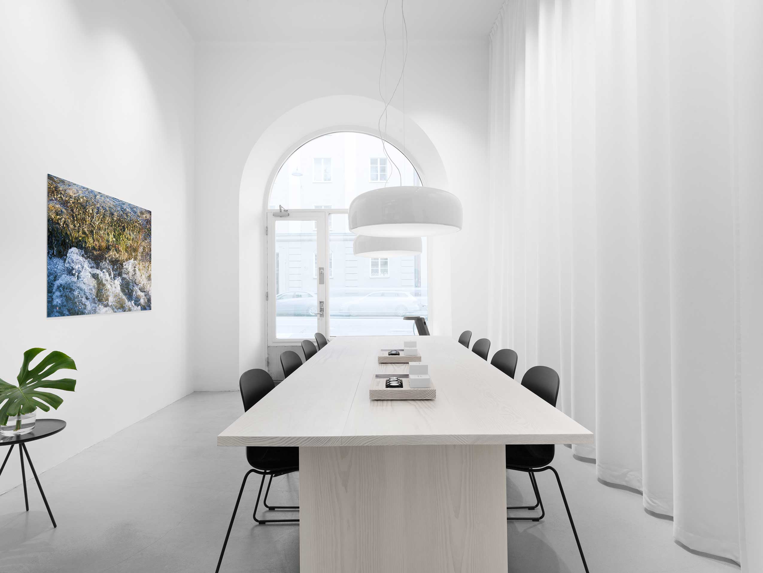 Profim Noor chairs in showroom of Tid Watches | Photo : Jonas Lindstrom
