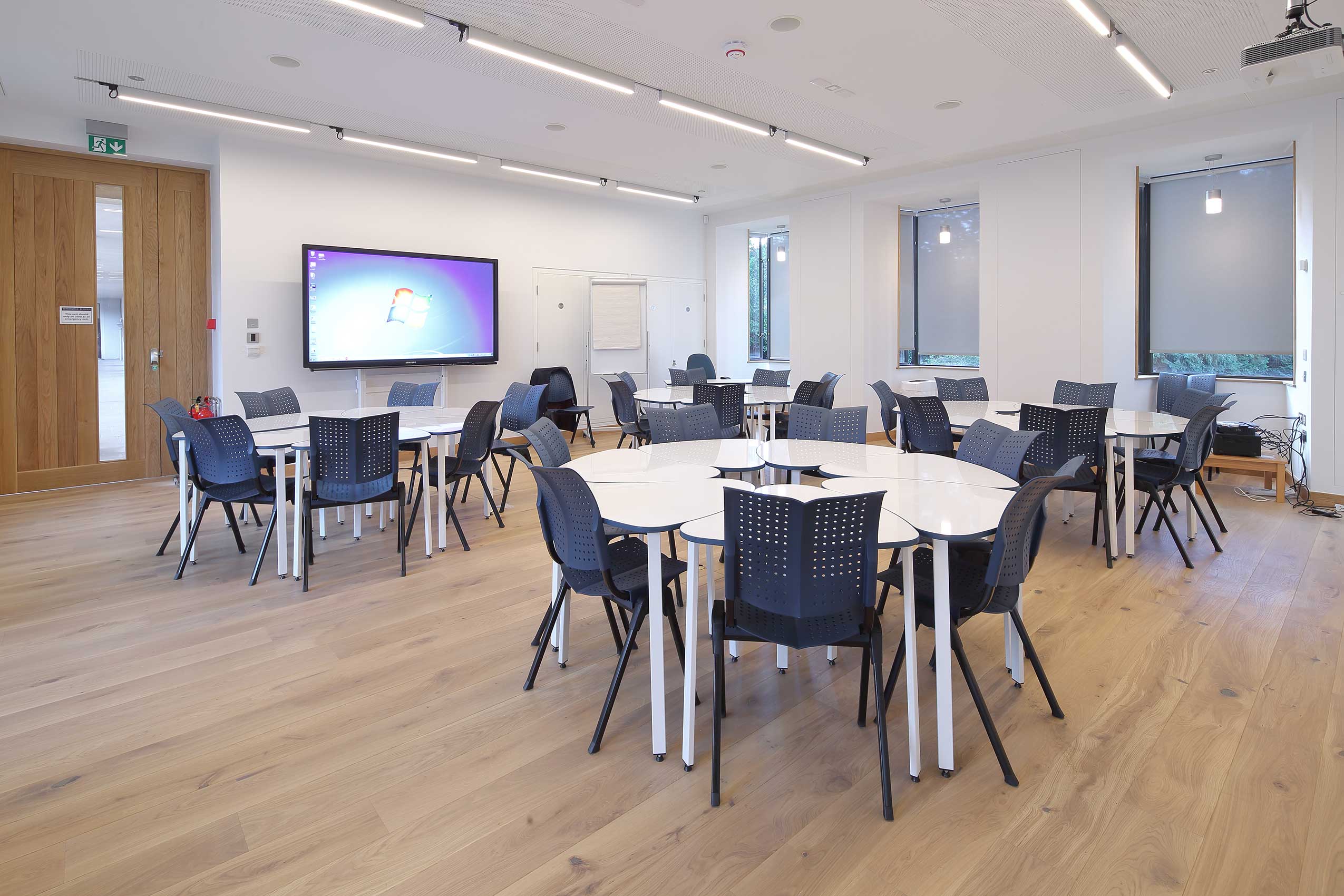 HÅG Conventio Wing chairs in library space at Tonbridge School