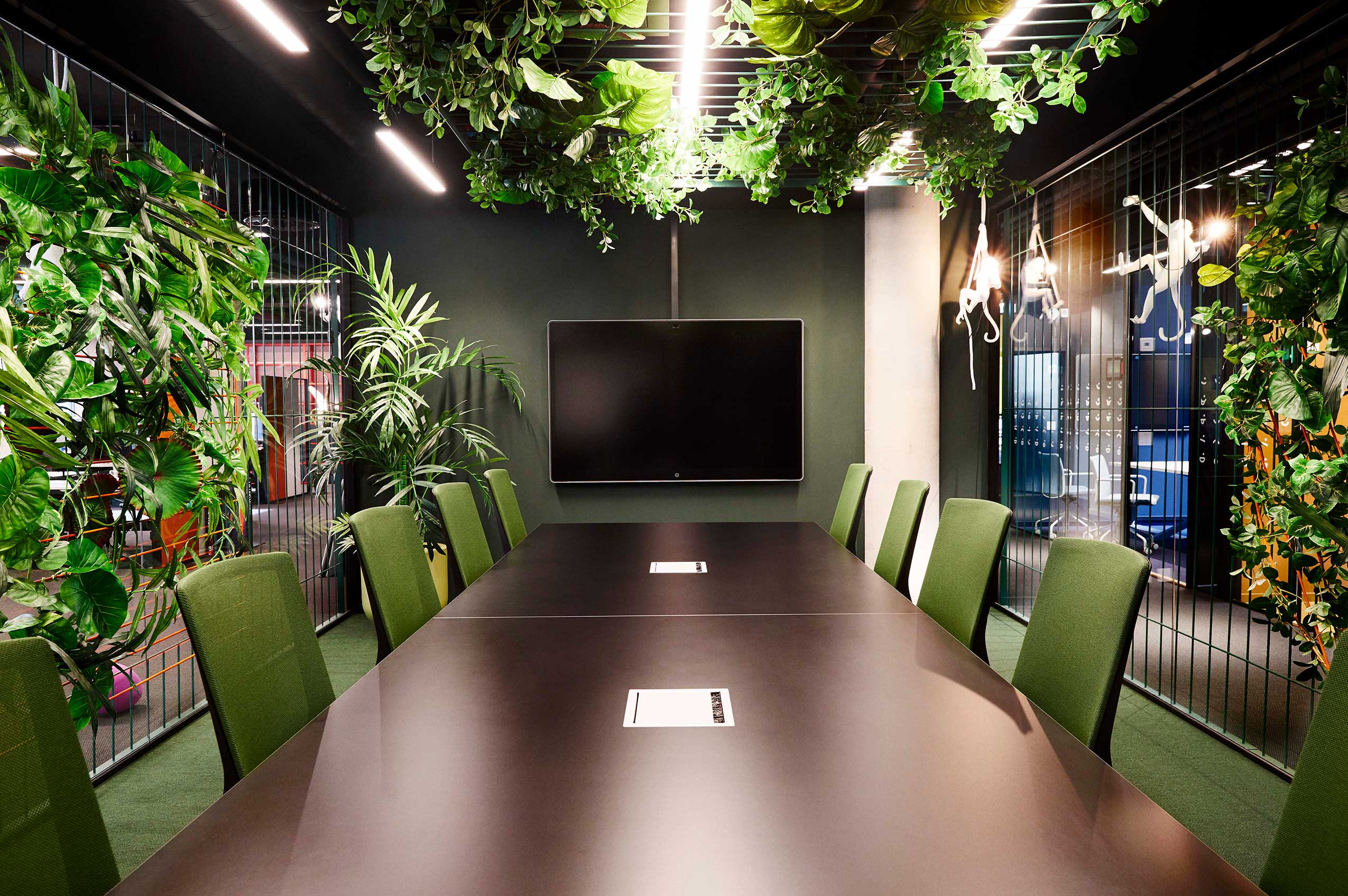 HÅG Futu chairs in meeting room at Vipps, oslo | Photo : Lars Petter Pettersen