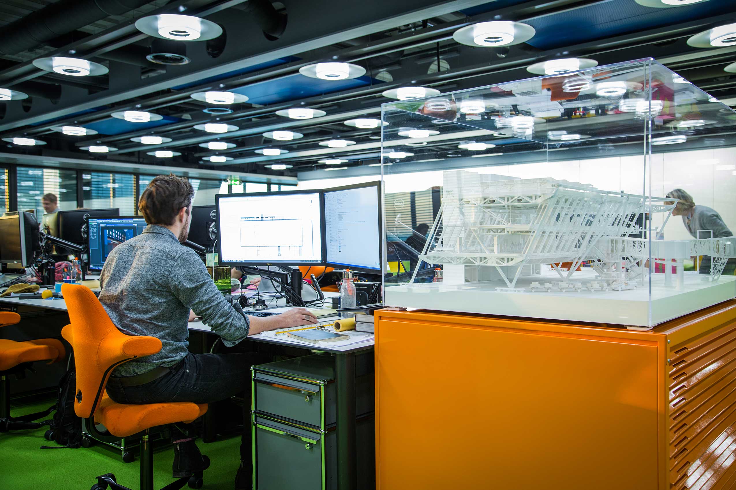 HÅG Capisco chair in open office space at RSHP Architects Office, London | Photo : Paul Raftery