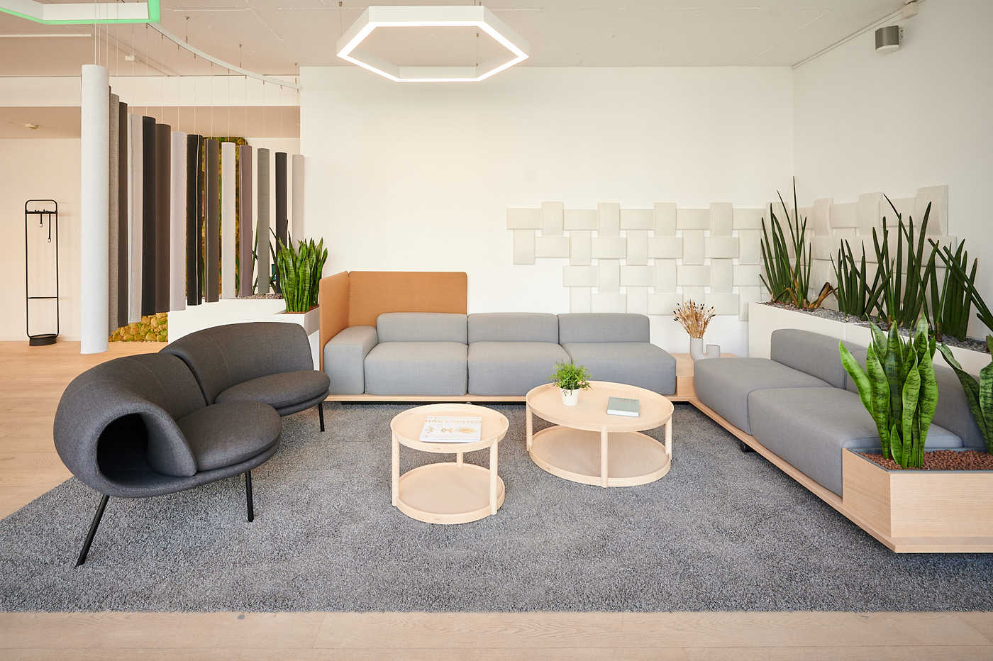 Flokk_ShowroomDusseldorf_Lounge 1-1