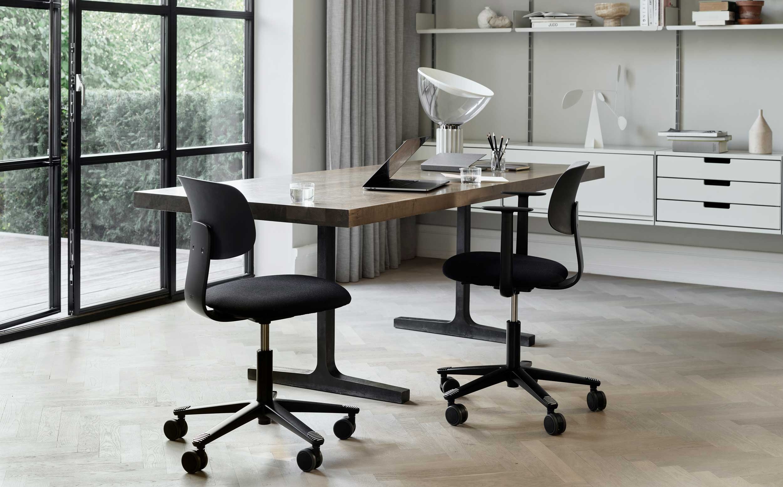 09-Classic-office