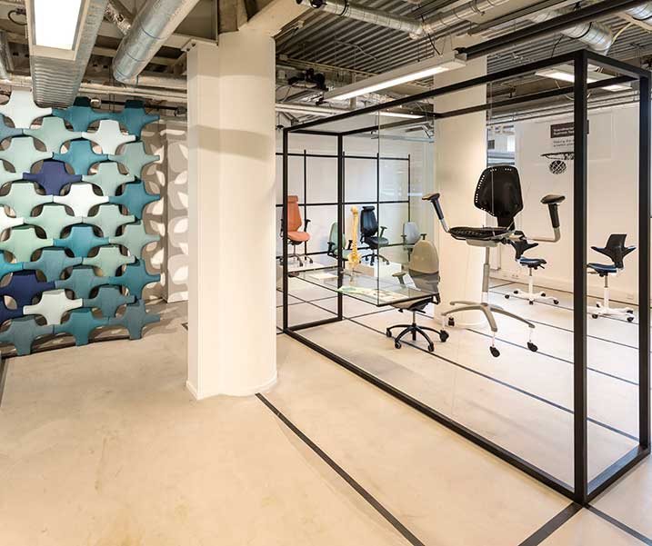 Netherlands_showroom_06